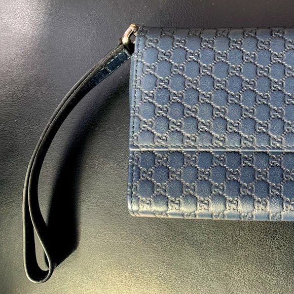 Authentic Gucci MicroGuccissima 3-in-1 Clutch - Picture 1 of 6